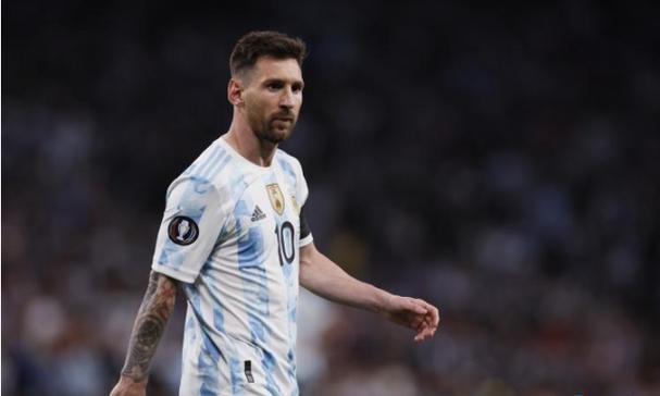 寒冬通勤新选择：轻户外羽绒服解锁都市温暖法则